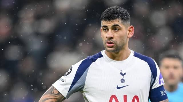 OK9.COM - Tottenham chia tay đội trưởng Romero: Bom tấn bất ngờ